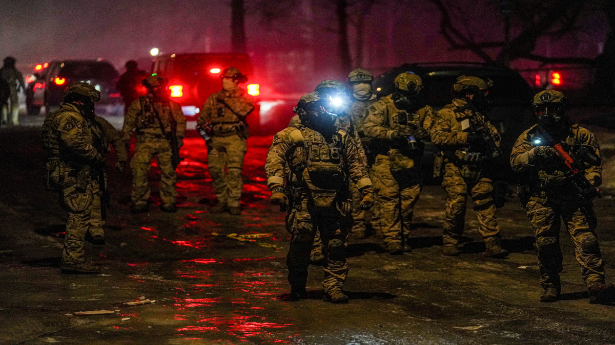 Members of law enforcement gather as tensions rise after federal law enforcement agents were involved in a shooting incident a week after a US Immigration and Customs Enforcement (ICE) agent fatally shot Renee Nicole Good in north Minneapolis, Minnesota, US, on January 14, 2026. (Photo: Ryan Murphy/Reuters) Members of law enforcement gather as tensions rise after federal law enforcement agents were involved in a shooting incident a week after a US Immigration and Customs Enforcement (ICE) agent fatally shot Renee Nicole Good in north Minneapolis, Minnesota, US, on January 14, 2026. (Photo: Ryan Murphy/Reuters)