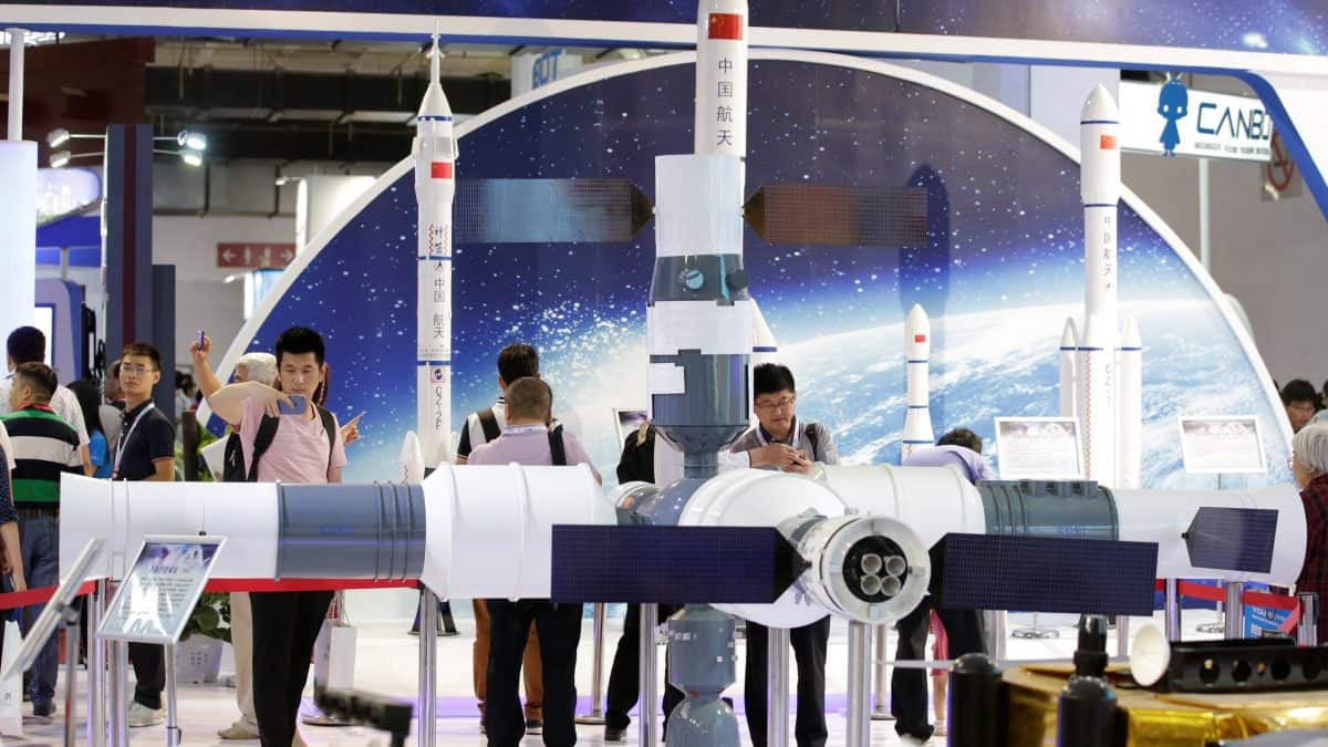 China plans space‑based AI data centres, challenging Musk's SpaceX ambitions