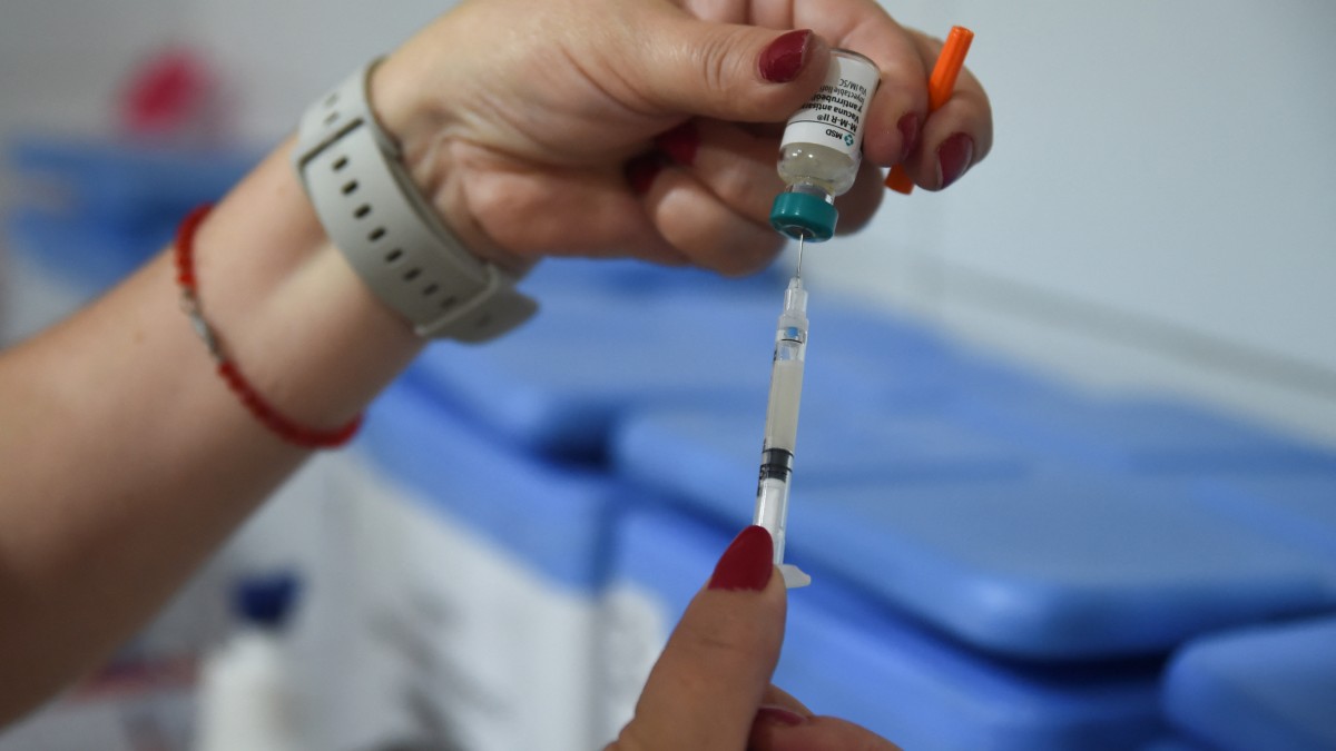 US overhauls childhood vaccine schedule, recommends fewer shots for American kids US overhauls childhood vaccine schedule, recommends fewer shots for American kids