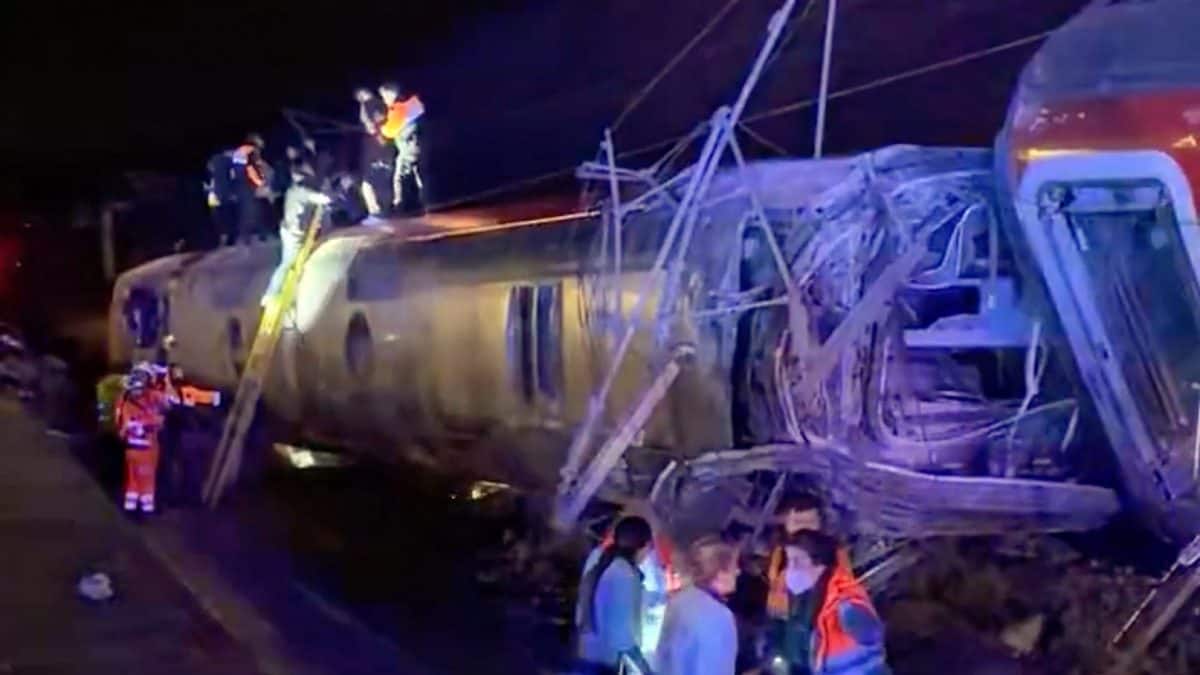 Spain high-speed train collision: Death toll rises to 39, many more injured