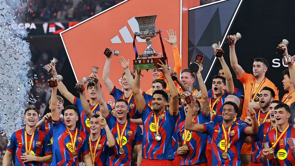 Barcelona pip Real Madrid in dramatic El Clasico in Jeddah, win 16th Spanish Super Cup title