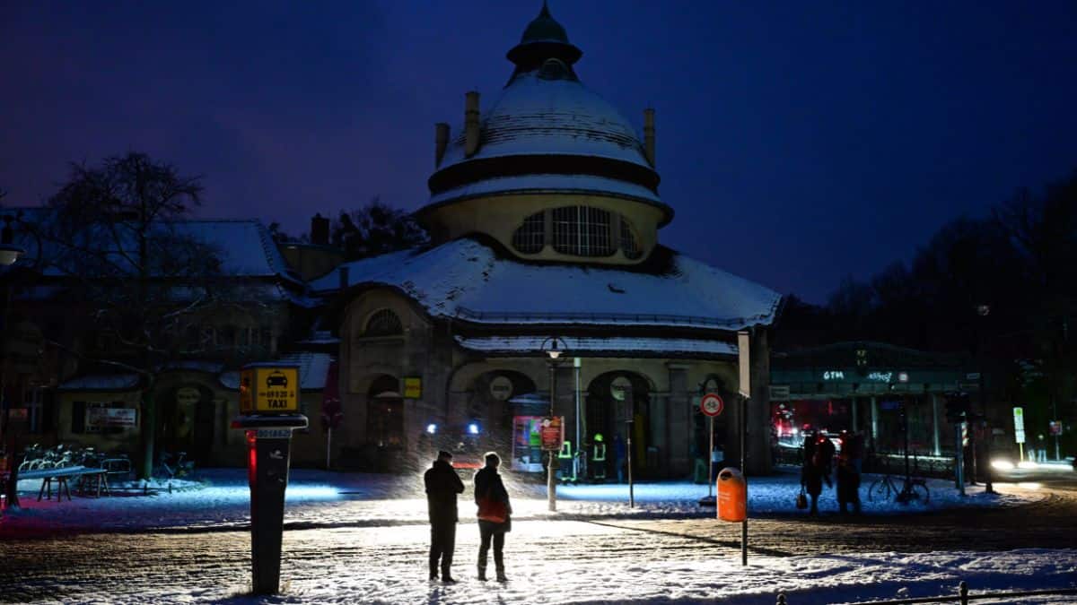 Why is Berlin’s longest blackout since WWII being linked to terrorism?