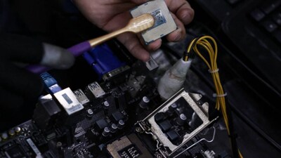 China asks to ditch US, Israeli cyber software (Photo: Rueters)