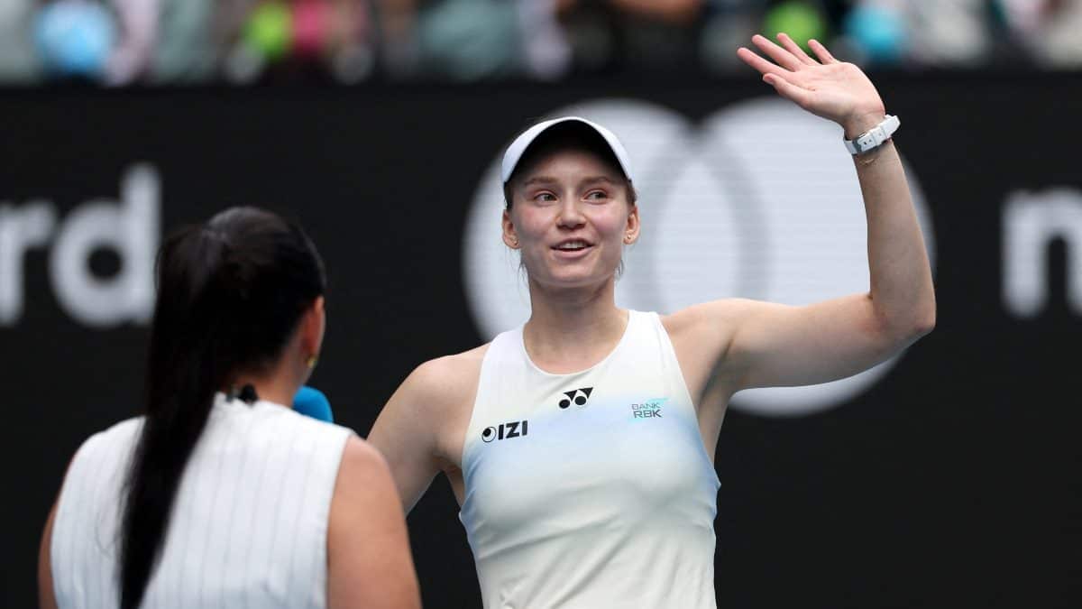 Effortless serve, icy composure: Elena Rybakina stuns Swiatek, eyes maiden Australian Open title