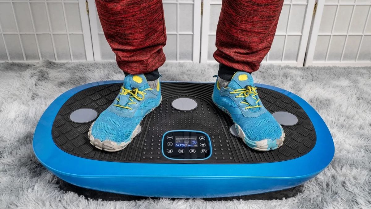 Vibration plates are the newest trend in fitness. Are they of any help though?