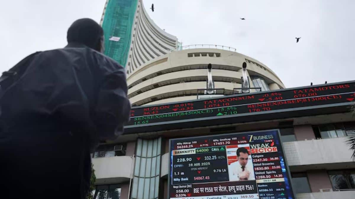 Sensex, Nifty Rally: IT Sector Drives Market Gains Above 25,850 | Quick Digest