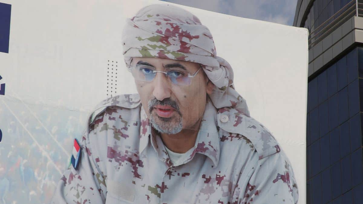 Yemen’s separatist group announces its dismantling after leader’s flight to UAE