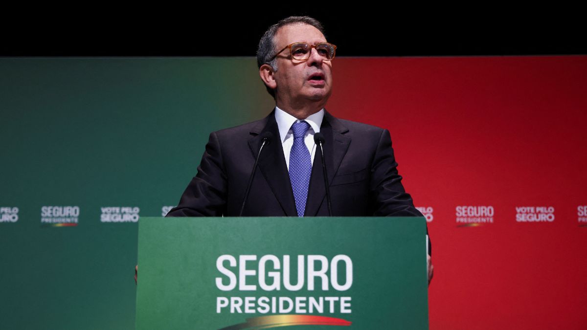 In Portugal election, socialist races ahead of far-right candidate in first round In Portugal election, socialist races ahead of far-right candidate in first round