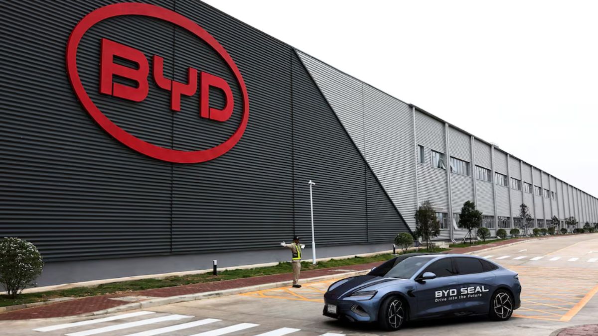 BYD’s January sales tumble 30%, fifth straight monthly drop BYD’s January sales tumble 30%, fifth straight monthly drop
