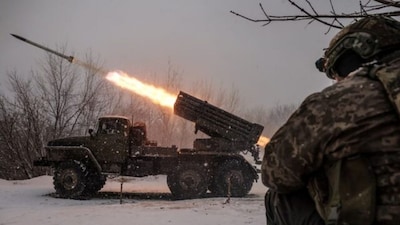 Ukrainian servicemen of the 24th Mechanized brigade fire a BM-21 Grad multiple-launch rocket system toward Russian troops on a front line near the town of Chasiv Yar in Donetsk region, Ukraine, on February 15, 2025. (Photo: Oleg Petrasiuk/Press Service of the 24th Mechanized Brigade /Handout via Reuters) 