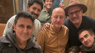 Parvinn Dabass Reunites with Anupam Kher, Boman Irani for 'Khosla Ka Ghosla 2'