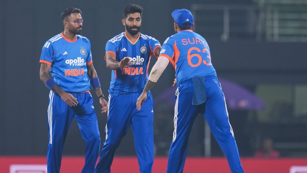 India vs New Zealand Live Score 4th T20 at Vishakhapatnam: Kishan out due to niggle as IND opt to bowl first India vs New Zealand Live Score 4th T20 at Vishakhapatnam: Kishan out due to niggle as IND opt to bowl first