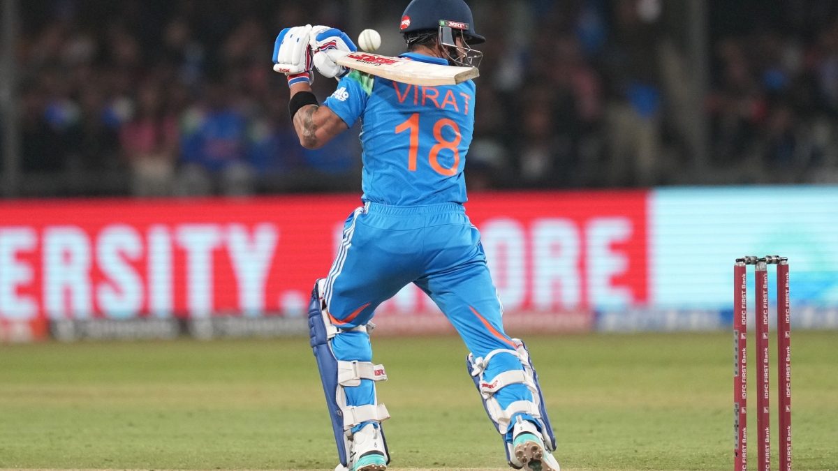 India vs New Zealand Live Score 3rd ODI at Indore: Lennox foxes Jadeja as IND pin hope on Kohli for miracle India vs New Zealand Live Score 3rd ODI at Indore: Lennox foxes Jadeja as IND pin hope on Kohli for miracle