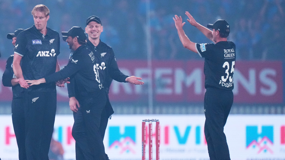 India vs New Zealand Live Score 1st ODI at Vadodara: Jamieson's triple-strike brings Black Caps back into contest India vs New Zealand Live Score 1st ODI at Vadodara: Jamieson's triple-strike brings Black Caps back into contest