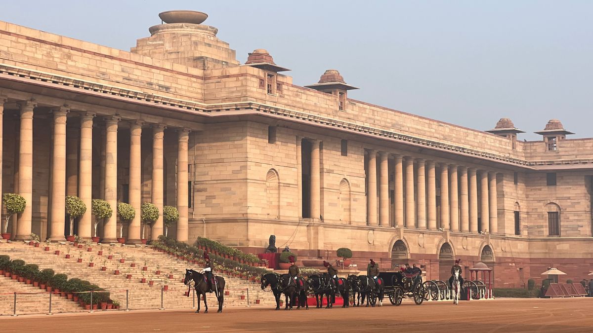 The horses that lead the President’s buggy can be seen warming up ahead of a Republic Day parade rehearsal, at the forecourt of the Rashtrapati Bhavan, New Delhi, January 21, 2026. Firstpost/Anmol Singla The horses that lead the President’s buggy can be seen warming up ahead of a Republic Day parade rehearsal, at the forecourt of the Rashtrapati Bhavan, New Delhi, January 21, 2026. Firstpost/Anmol Singla