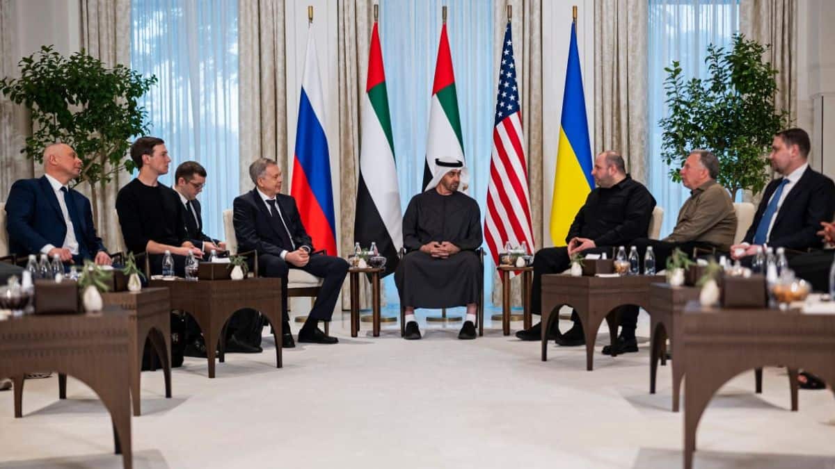 Ukraine-Russia-US talks begin in UAE as Moscow sticks to Donbas demand