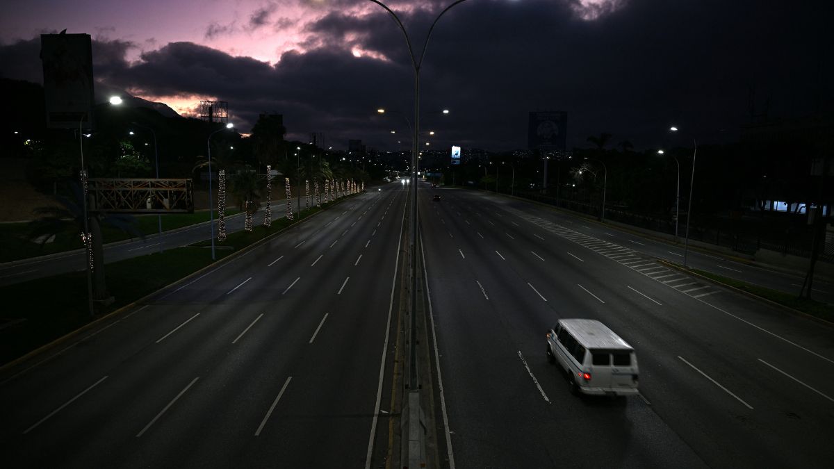 Venezuela remained in a state of uneasy calm on Sunday, a day after President Nicolás Maduro was overthrown and captured in a U.S. military operation.
Caracas appeared unusually subdued, with little traffic on the streets and most convenience stores, petrol stations and other businesses shut.
On Saturday, anxious residents had formed long queues at shops and fuel stations, rushing to stock up on supplies amid fears of unrest. Normally busy roads used by runners and cyclists were largely deserted, while armed civilians and members of the military stood guard at the presidential palace.
Beyond the capital, in La Guira state, families whose homes were damaged by explosions during the operation that led to the capture of Maduro and his wife were still clearing rubble. Some buildings suffered severe structural damage, with walls blown open.- AFP Venezuela remained in a state of uneasy calm on Sunday, a day after President Nicolás Maduro was overthrown and captured in a U.S. military operation.
Caracas appeared unusually subdued, with little traffic on the streets and most convenience stores, petrol stations and other businesses shut.
On Saturday, anxious residents had formed long queues at shops and fuel stations, rushing to stock up on supplies amid fears of unrest. Normally busy roads used by runners and cyclists were largely deserted, while armed civilians and members of the military stood guard at the presidential palace.
Beyond the capital, in La Guira state, families whose homes were damaged by explosions during the operation that led to the capture of Maduro and his wife were still clearing rubble. Some buildings suffered severe structural damage, with walls blown open.- AFP
