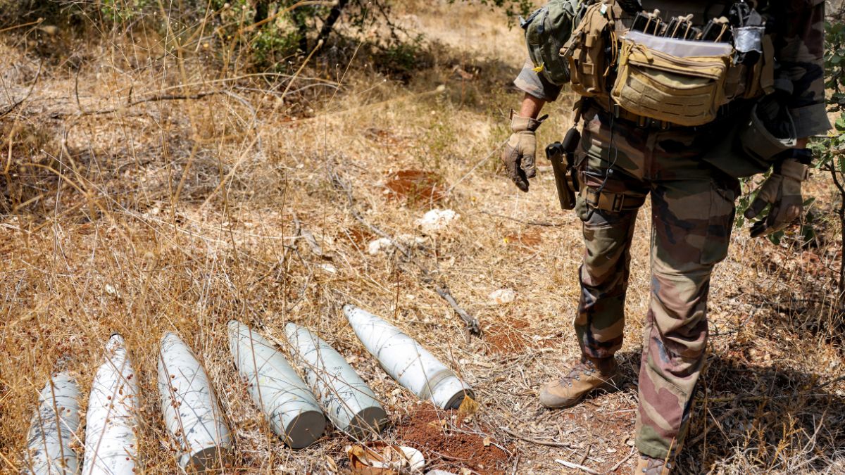 Israel strikes southern Lebanon after evacuation warning, targets Hezbollah infrastructure Israel strikes southern Lebanon after evacuation warning, targets Hezbollah infrastructure