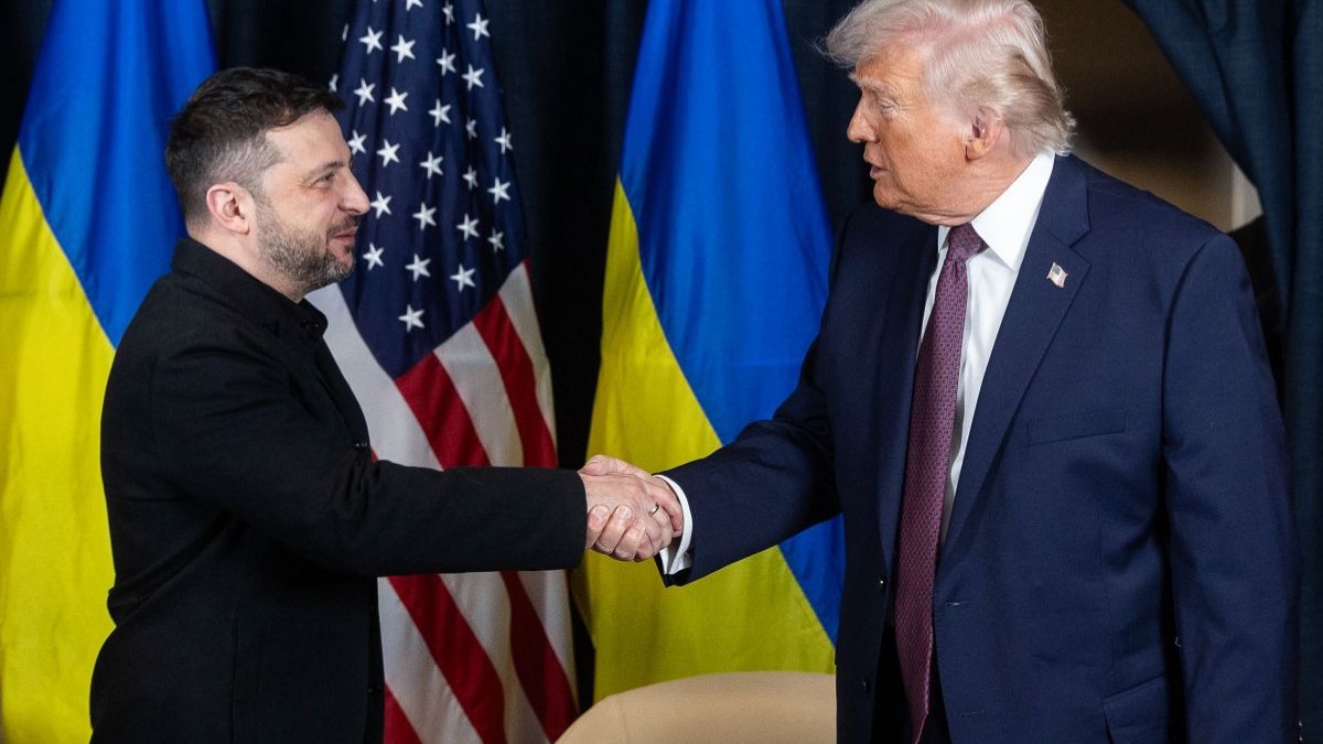 Zelensky suggests 'trilateral' talks between Russia, US, Ukraine in UAE Zelensky suggests 'trilateral' talks between Russia, US, Ukraine in UAE