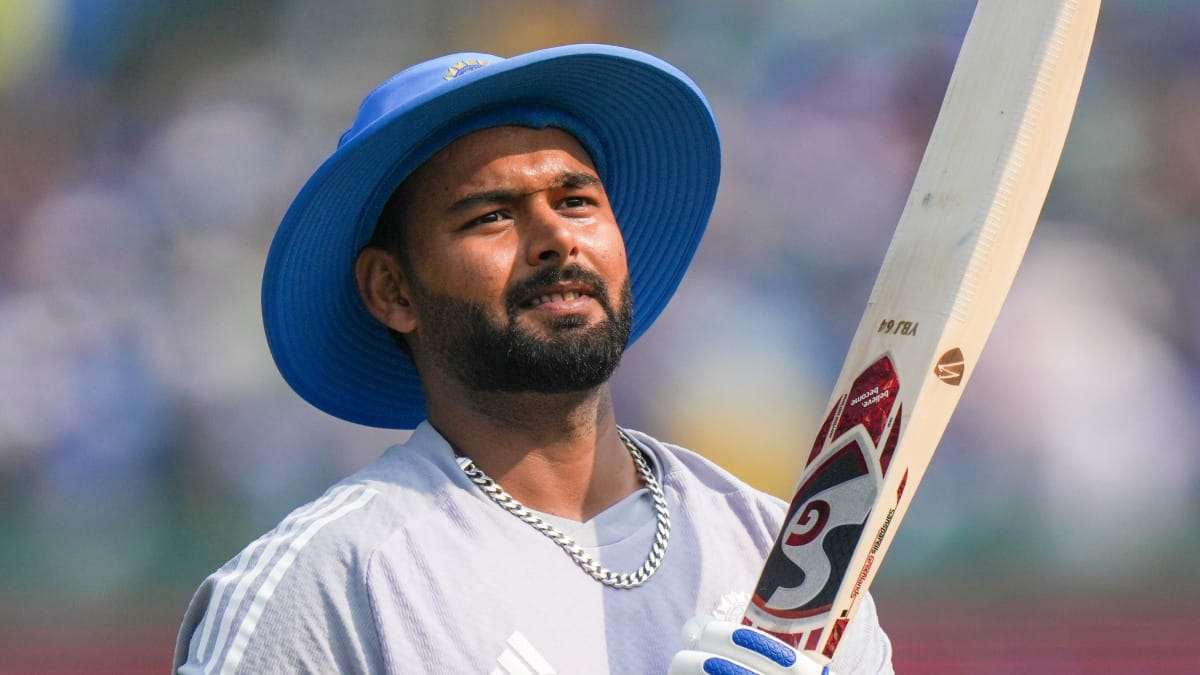 Ex-India opener questions Pant's ODI role ahead of NZ series: 'Keeping him around without giving him a single game'