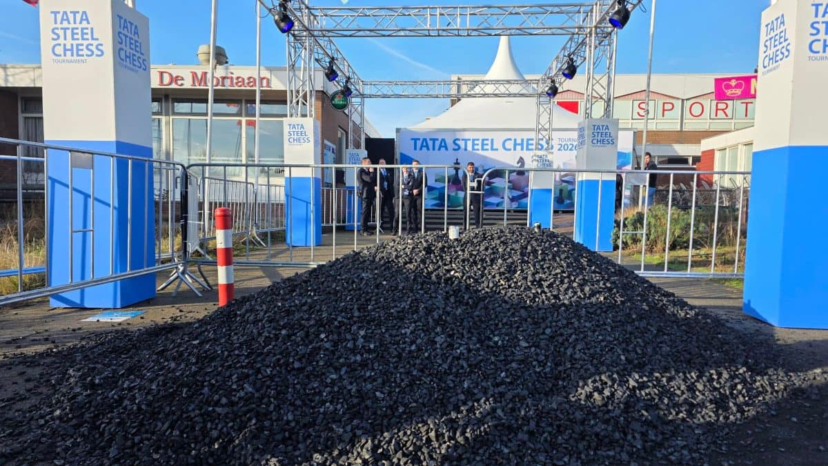 Tata Steel Chess Round 1 delayed by a few hours on opening day for this unusual reason