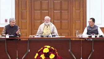 
𝐏𝐫𝐢𝐦𝐞 𝐌𝐢𝐧𝐢𝐬𝐭𝐞𝐫 Narendra Modi c𝐡𝐚𝐢𝐫𝐬 𝐭𝐡𝐞 𝐫𝐨𝐮𝐧𝐝𝐭𝐚𝐛𝐥𝐞 𝐰𝐢𝐭𝐡 𝐈𝐧𝐝𝐢𝐚𝐧 𝐀𝐈 𝐒𝐭𝐚𝐫𝐭-𝐔𝐩𝐬 𝐚𝐭 𝐡𝐢𝐬 𝐫𝐞𝐬𝐢𝐝𝐧𝐜𝐞 𝐢𝐧 𝐍𝐞𝐰 𝐃𝐞𝐥𝐡𝐢.