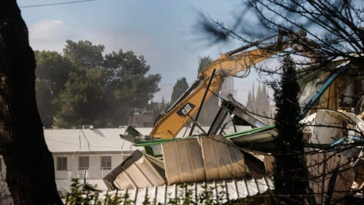 Israel bulldozes UNRWA headquarters in east Jerusalem after banning agency’s operations