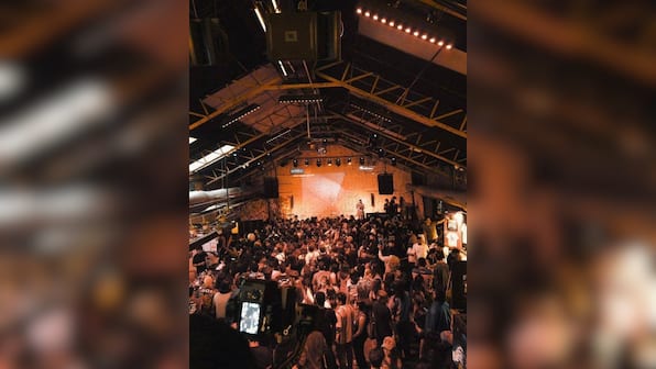 Fan frenzy. Image courtesy/ Universal Music India(BHARAT)