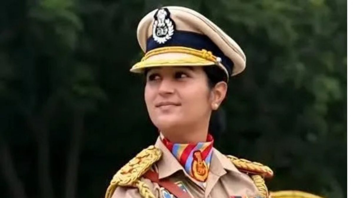 Republic Day 2026: At 26, Simran Bala to become first woman officer to command CRPF contingent Republic Day 2026: At 26, Simran Bala to become first woman officer to command CRPF contingent