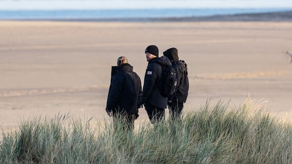 French authorities bans 10 British far-right activists over anti-migrant actions