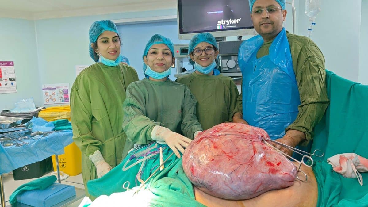 Indian hospital treats rare fibroid weighing 16 kgs, preserves 30-yr-old woman's fertility