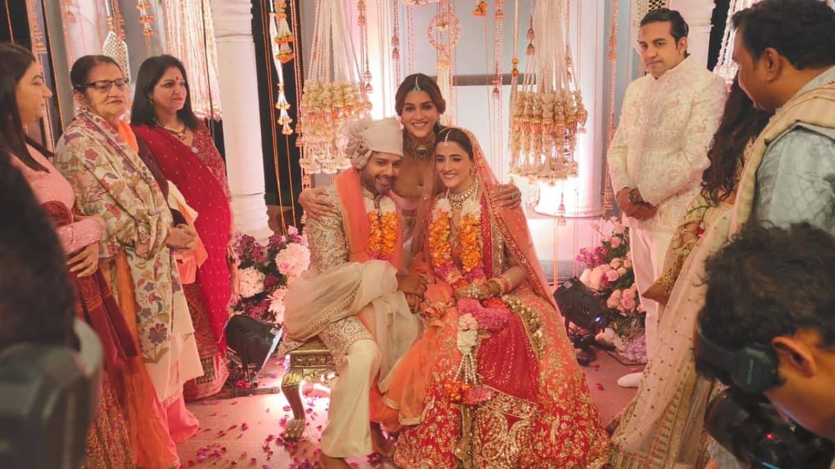 Kriti Sanon's sister Nupur Sanon marries singer Stebin Ben: Who is Ankit Batra, man who conducted their 'musical pheras'?
