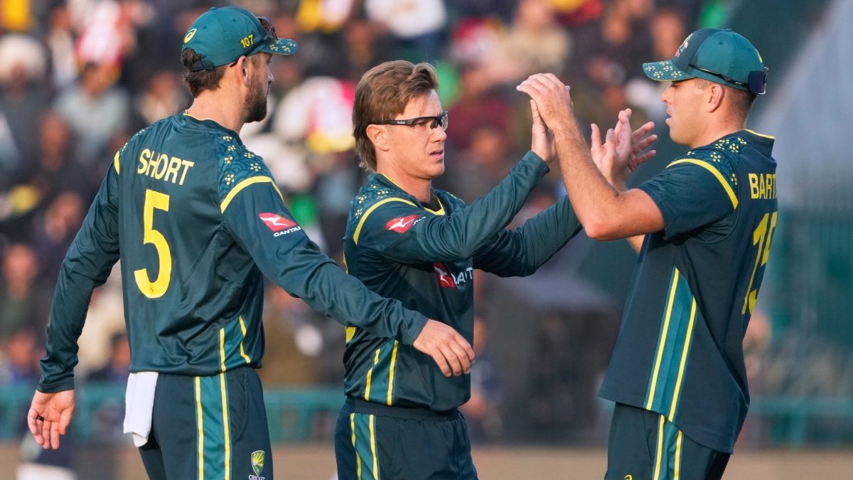Pakistan vs Australia LIVE Score 1st T20 at Lahore: Ayub gets huge wicket of Head to put AUS under pressure Pakistan vs Australia LIVE Score 1st T20 at Lahore: Ayub gets huge wicket of Head to put AUS under pressure