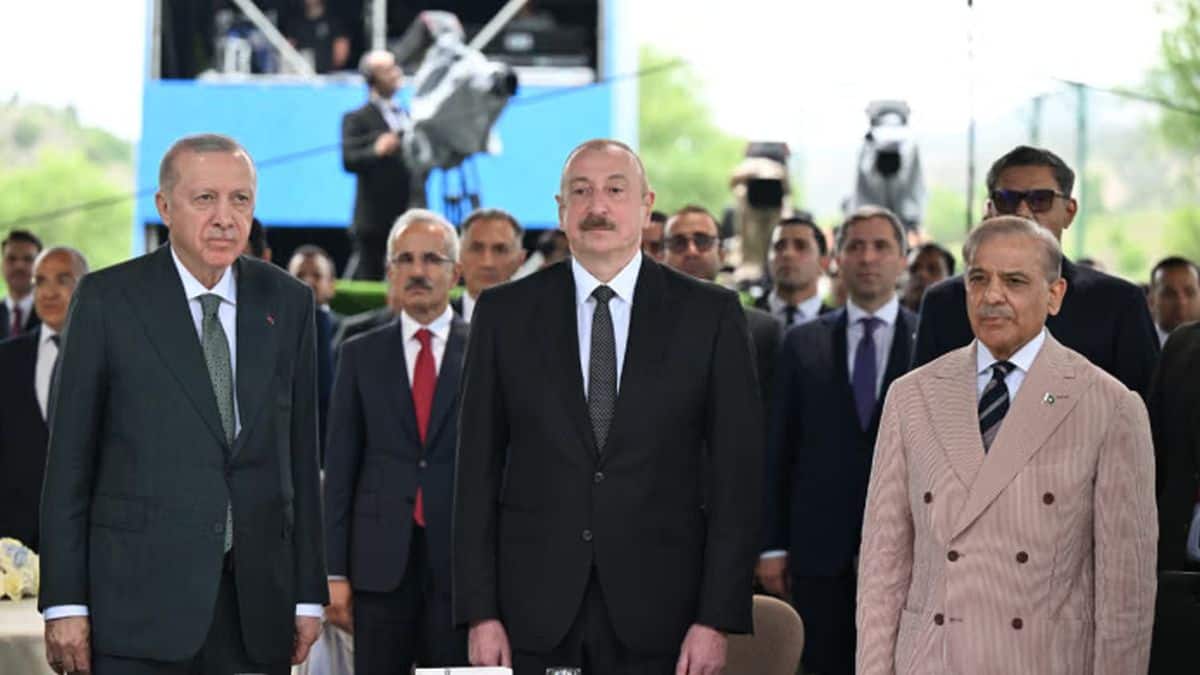 Turkey's President Recep Tayyip Erdogan, Azerbaijan President Ilham Aliyev and Pakistan Prime Minister Shehbaz Sharif together. Image Courtesy: @azpresident/X