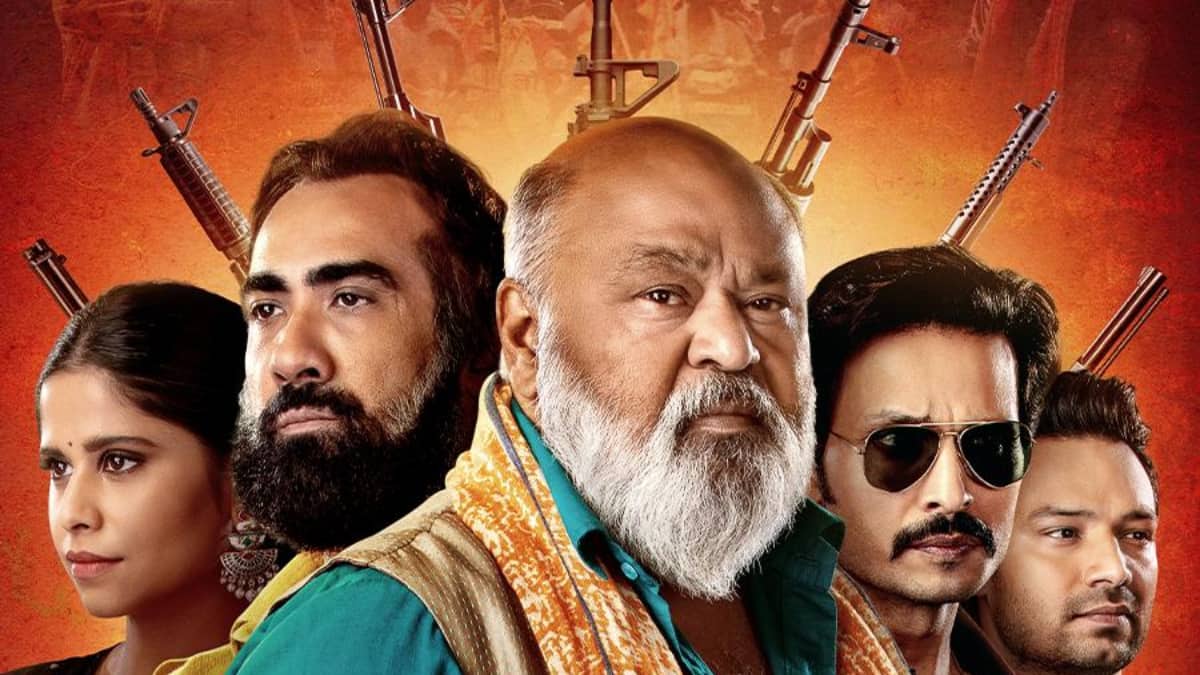 'Bindiya Ke Bahubali Season 2' Web-Series Review: Saurabh Shukla and Ranvir Shorey are the life of this rustic show