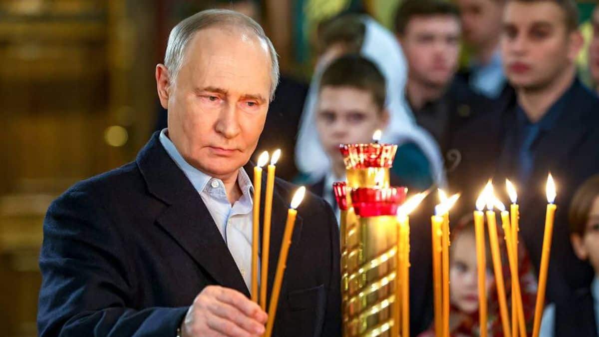 'Holy mission': Putin praise troops at Orthodox Christmas service as Ukraine war enters fourth year