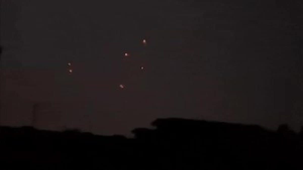 Suspected Pakistani drones spotted along LoC in Rajouri, Army on high alert Suspected Pakistani drones spotted along LoC in Rajouri, Army on high alert