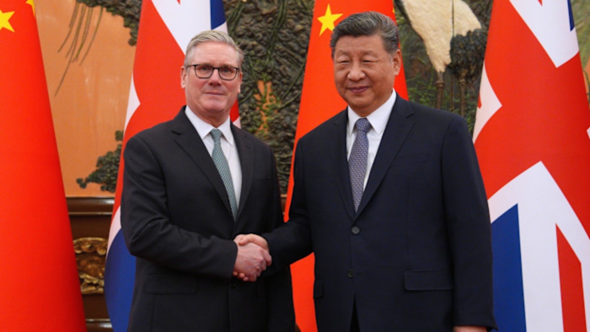 Starmer meets Xi, calls Beijing 'vital player' on global scale as UK and China reset ties Starmer meets Xi, calls Beijing 'vital player' on global scale as UK and China reset ties