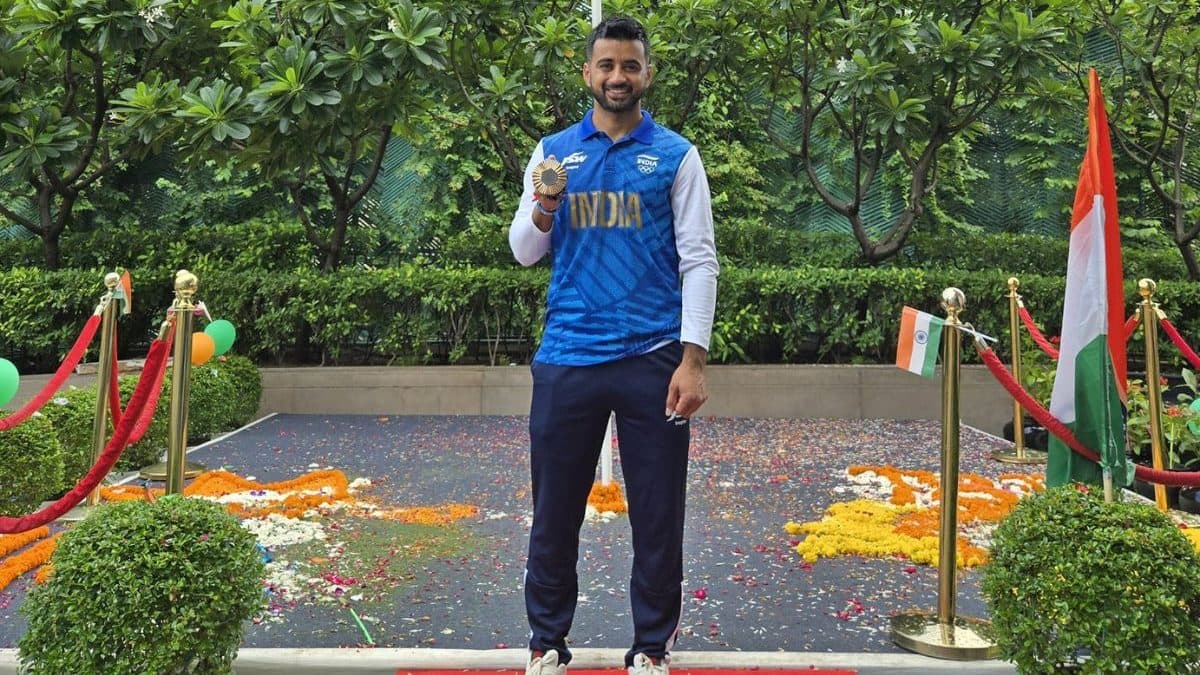 'Coach spoke to me...': Manpreet Singh dismisses disciplinary rumours after being left out of India squad