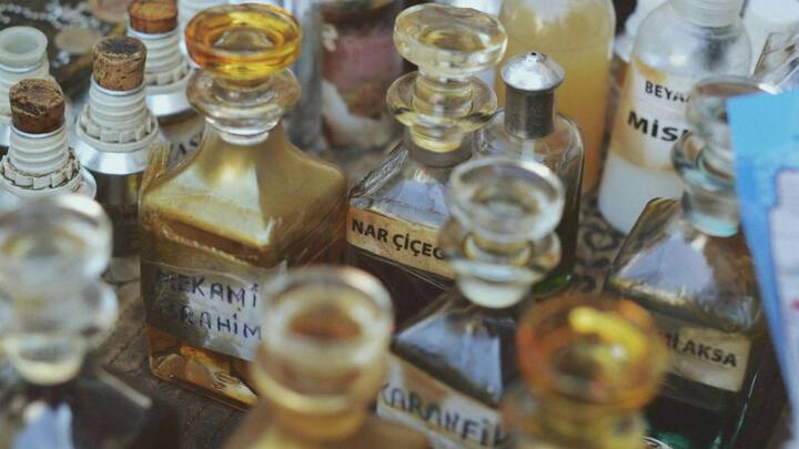Who gets to smell lousy and still be chic?