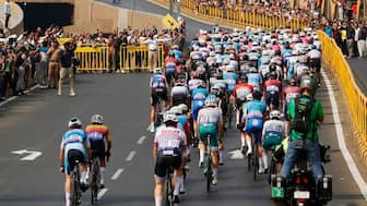 Riders passing through the Pune city during Stage 4. Image: PGT