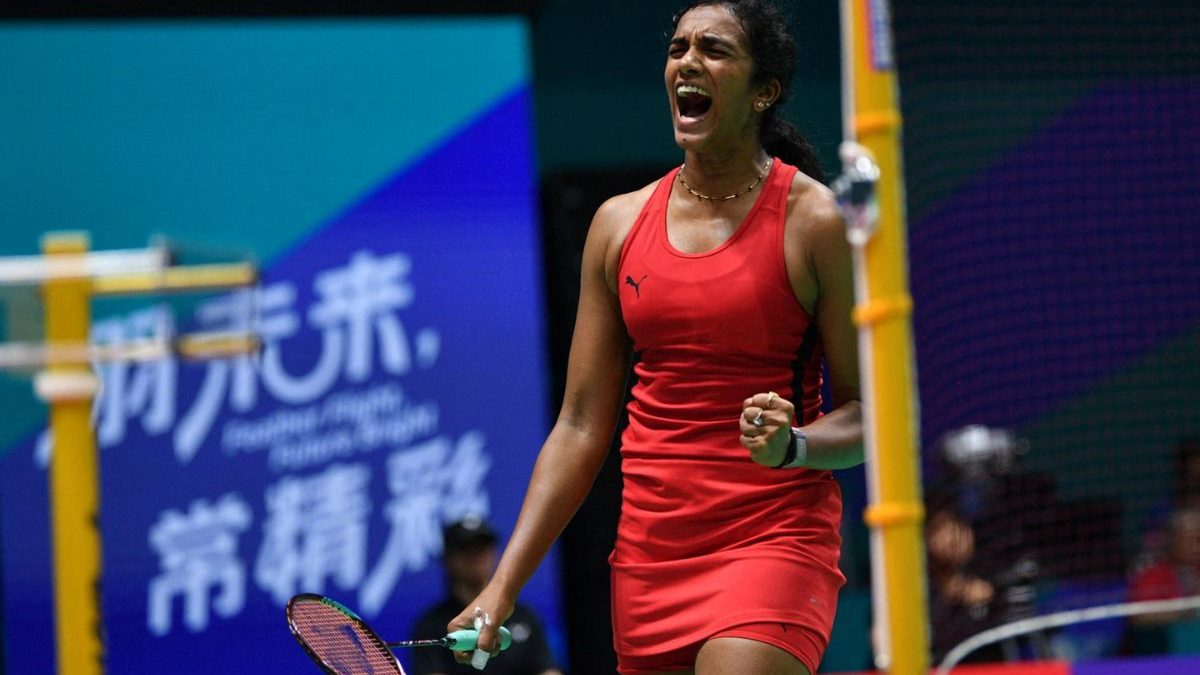 PV Sindhu enters Malaysia Open semifinals after Akane Yamaguchi retires injured; Satwik-Chirag bow out PV Sindhu enters Malaysia Open semifinals after Akane Yamaguchi retires injured; Satwik-Chirag bow out