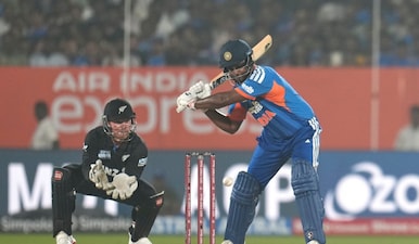 After failing once gain, Sanju Samson now risks losing his spot in Indian T20 team. Image: AP
