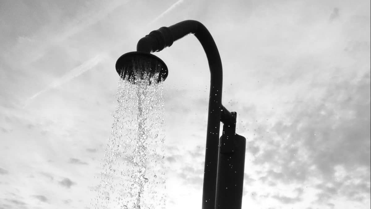 A guide to better sleep. Pop into the shower but keep the lights off