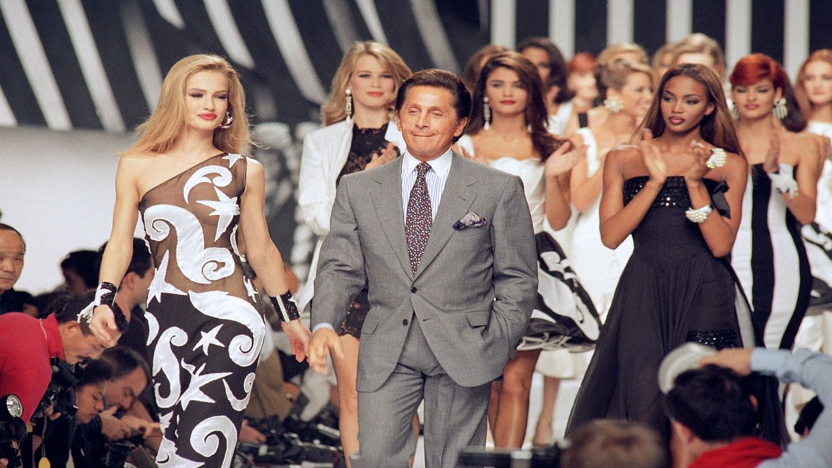 Italian fashion designer Valentino Garavani walks the catwalk with his models after a fashion show in 1991 in Paris, France. At the age of 93, the designer passed away, leaving a $1.5-billion fortune behind. File image/AP Italian fashion designer Valentino Garavani walks the catwalk with his models after a fashion show in 1991 in Paris, France. At the age of 93, the designer passed away, leaving a $1.5-billion fortune behind. File image/AP