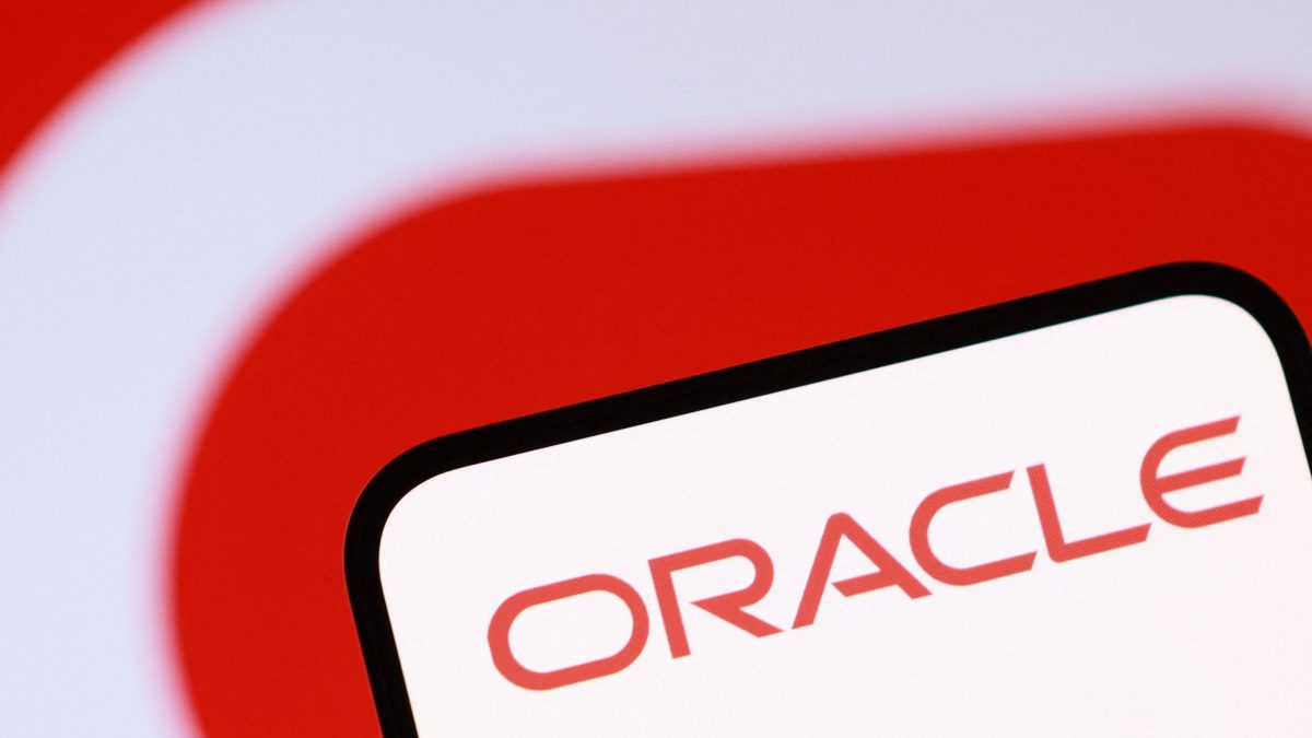 Oracle layoffs: Employee’s calm response goes viral as job cuts hit ...