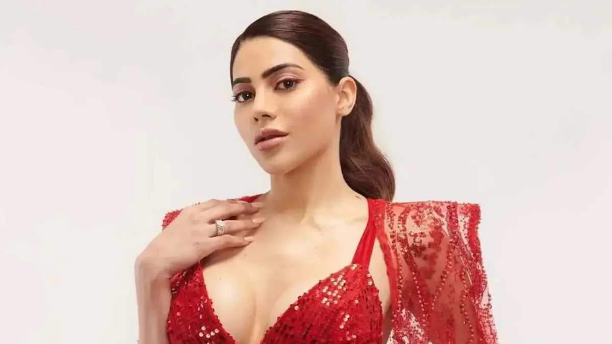 The 50' Reality Show Episode 1: Nikki Tamboli makes her stance ...