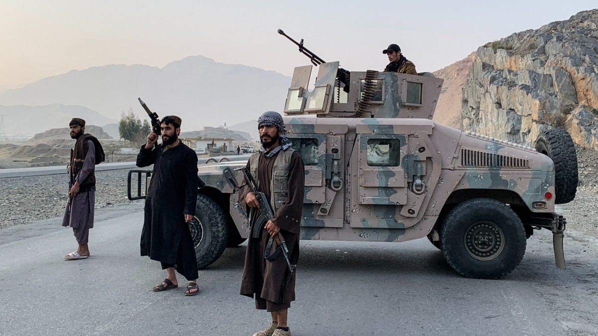 Pakistan-Afghanistan conflict LIVE: Afghanistan's Supreme Leader Hibatullah Akhundzada reportedly killed in Pak strikes Pakistan-Afghanistan conflict LIVE: Afghanistan's Supreme Leader Hibatullah Akhundzada reportedly killed in Pak strikes