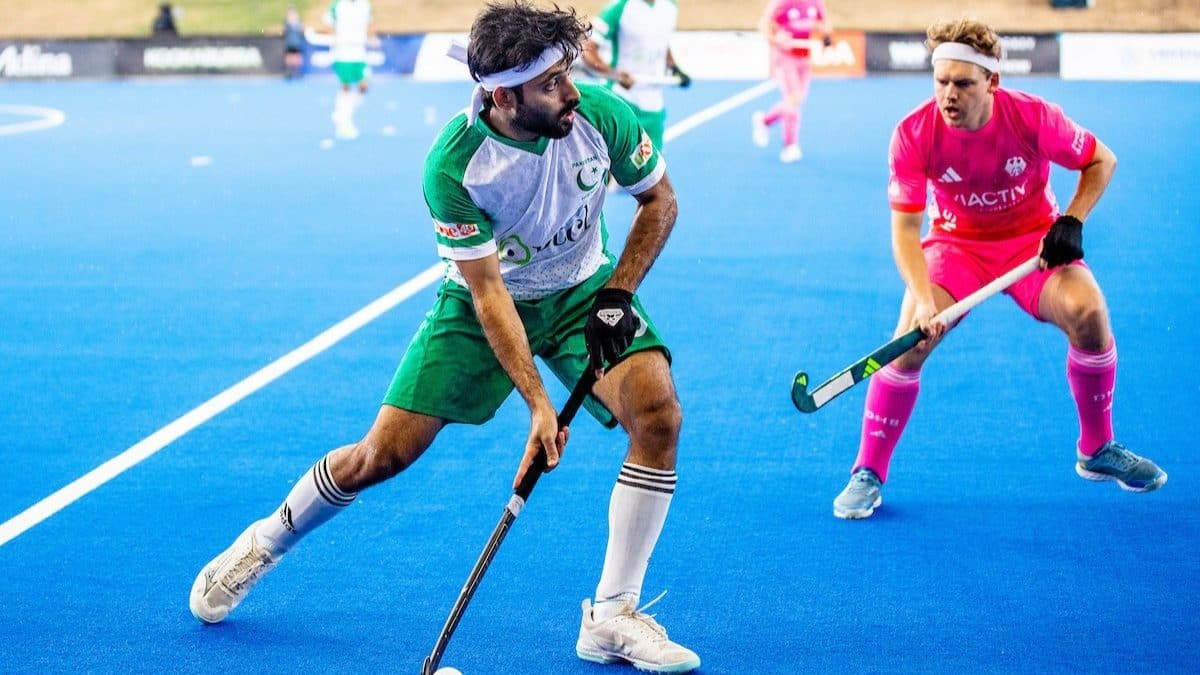 Pakistan hockey captain made to shut up on federation's mismanagement by invoking India: 'My country should...'