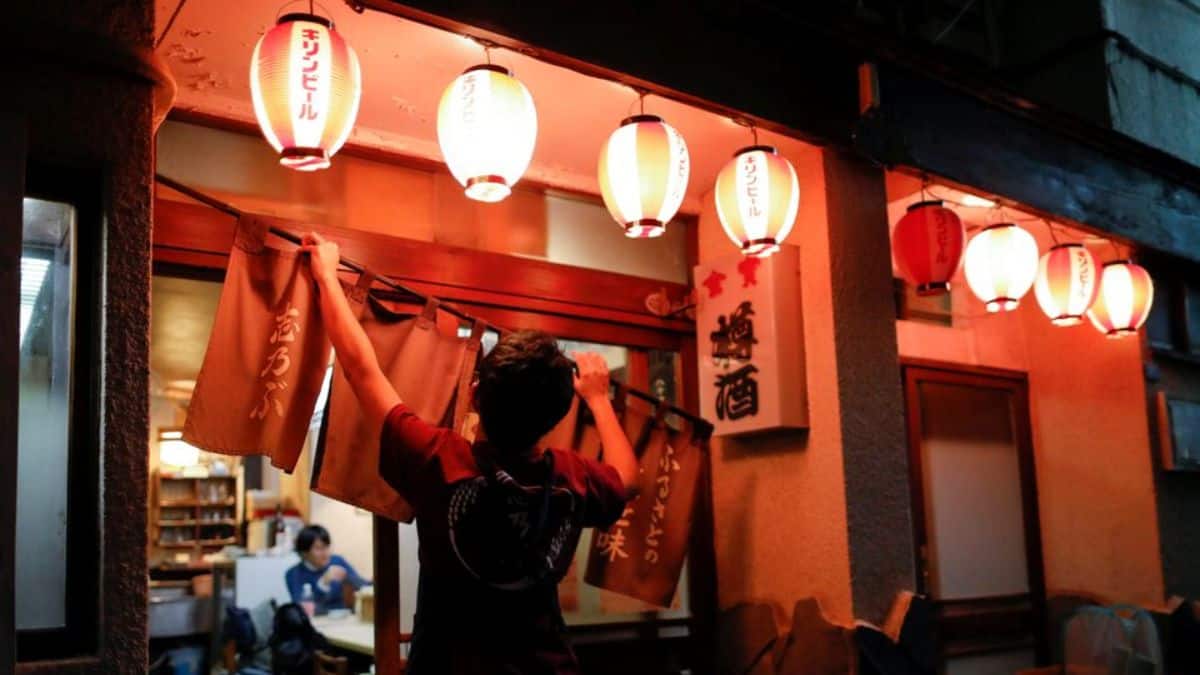 Burnt out at work? This bar in Japan offers free career advice